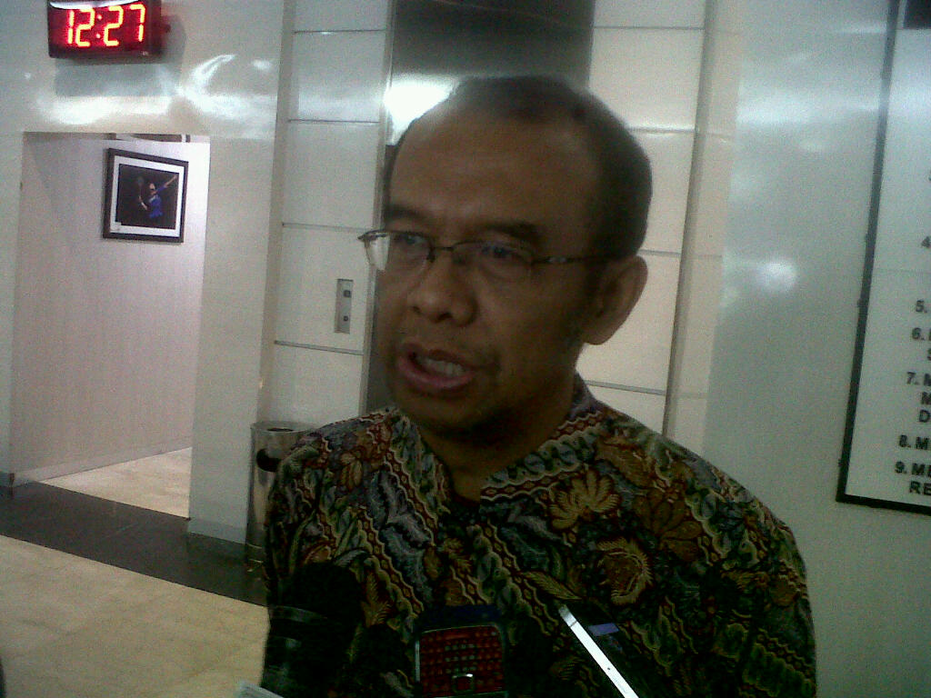 Kemenpora Tunda Renovasi Venue Tenis di GBK